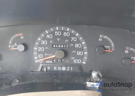 1998 Ford E-250 Commercial/Recreational z USA, uszkodzony, nr VIN 1FTPE24L5WHB75421